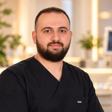 Diş Hekimi Ahmet Ayberk Bozkurt